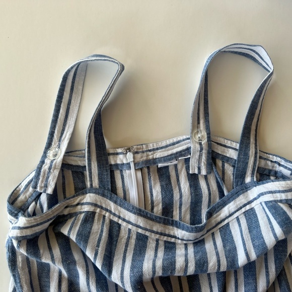 Gap Blue and White Striped Linen Blend Romper, size 8P - Picture 4 of 10